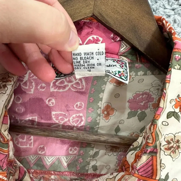 Vintage Button Up Top Womens Large‎ Silk Red Floral Patchwork Boho Indie Hippie - Picture 7 of 8